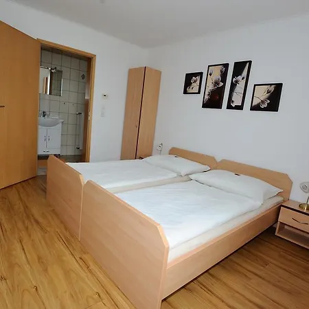 Fruehstueckspension Liebmann Oda ve Kahvaltı *
